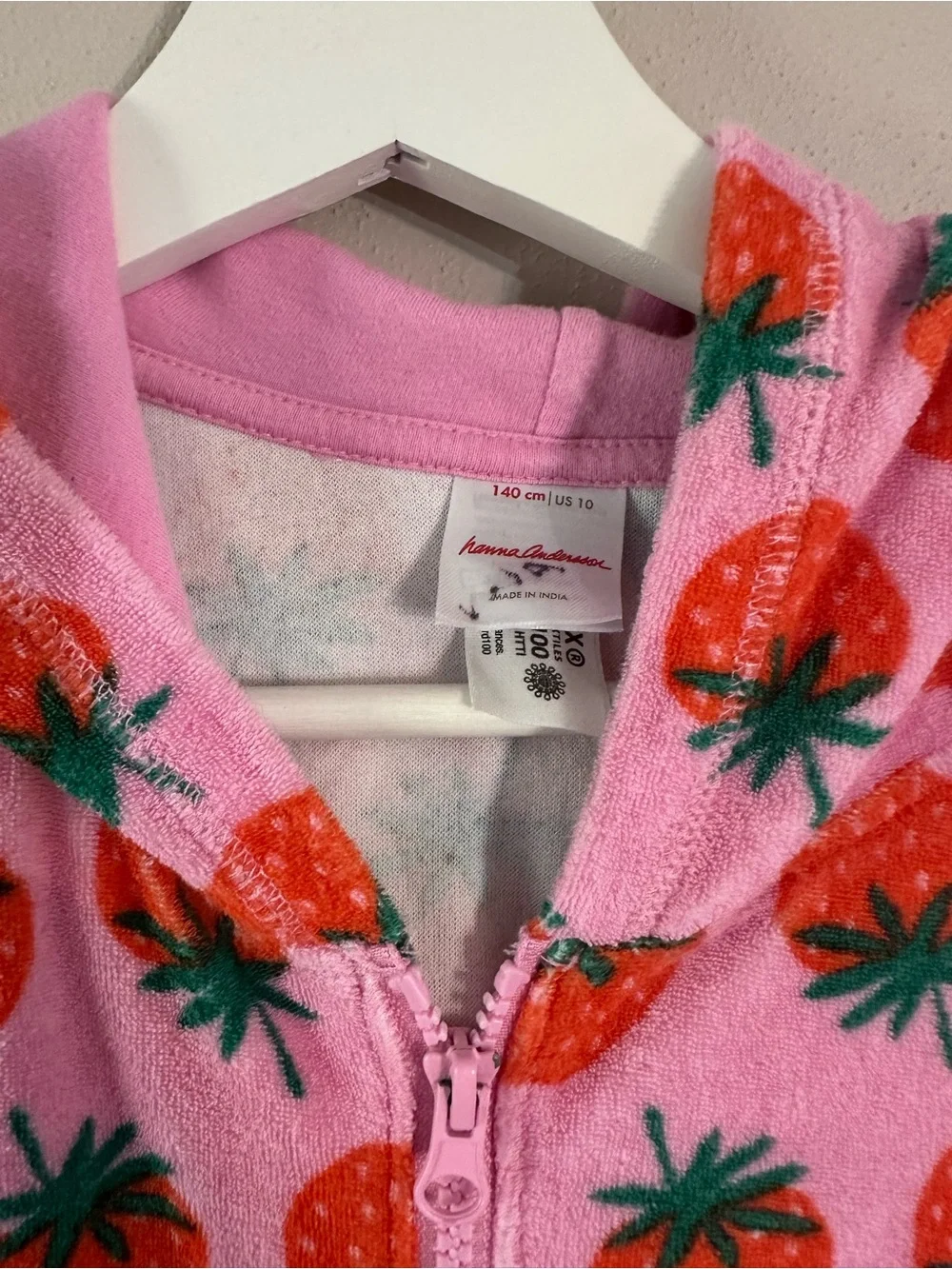 Hanna Andersson Pink Strawberry Hooded Zip-Up Robe